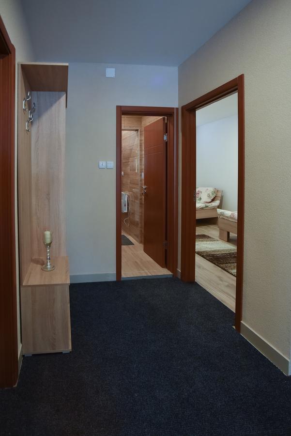 City Center Apartments Пирот Экстерьер фото
