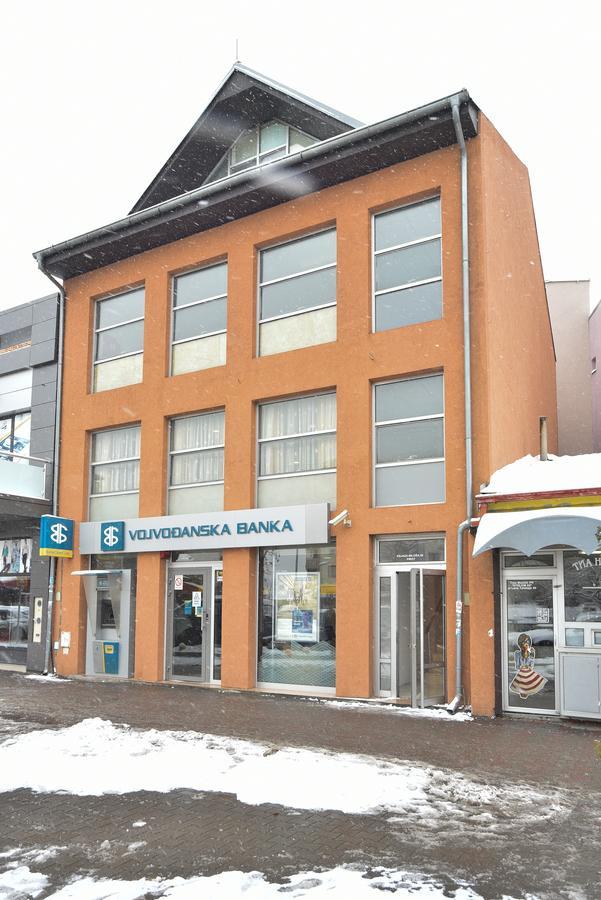 City Center Apartments Пирот Экстерьер фото