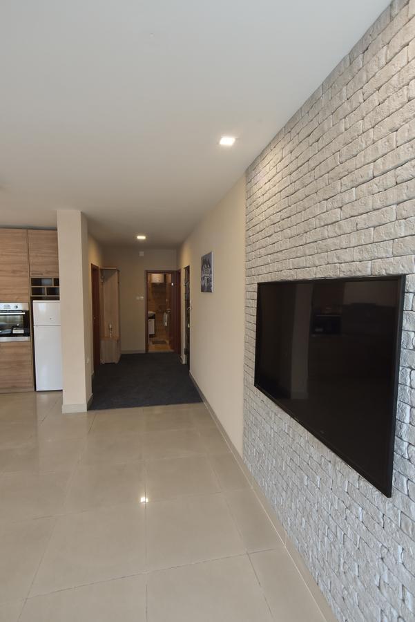City Center Apartments Пирот Экстерьер фото