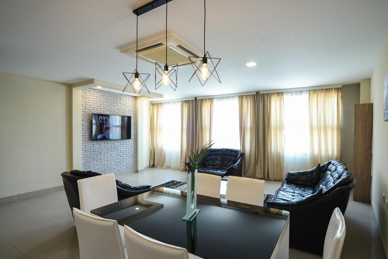 City Center Apartments Пирот Экстерьер фото