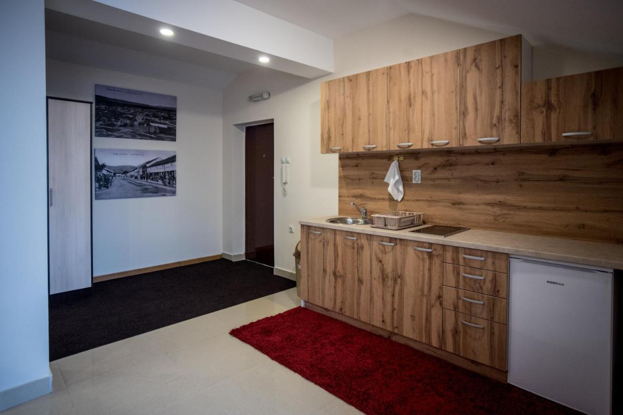 City Center Apartments Пирот Экстерьер фото