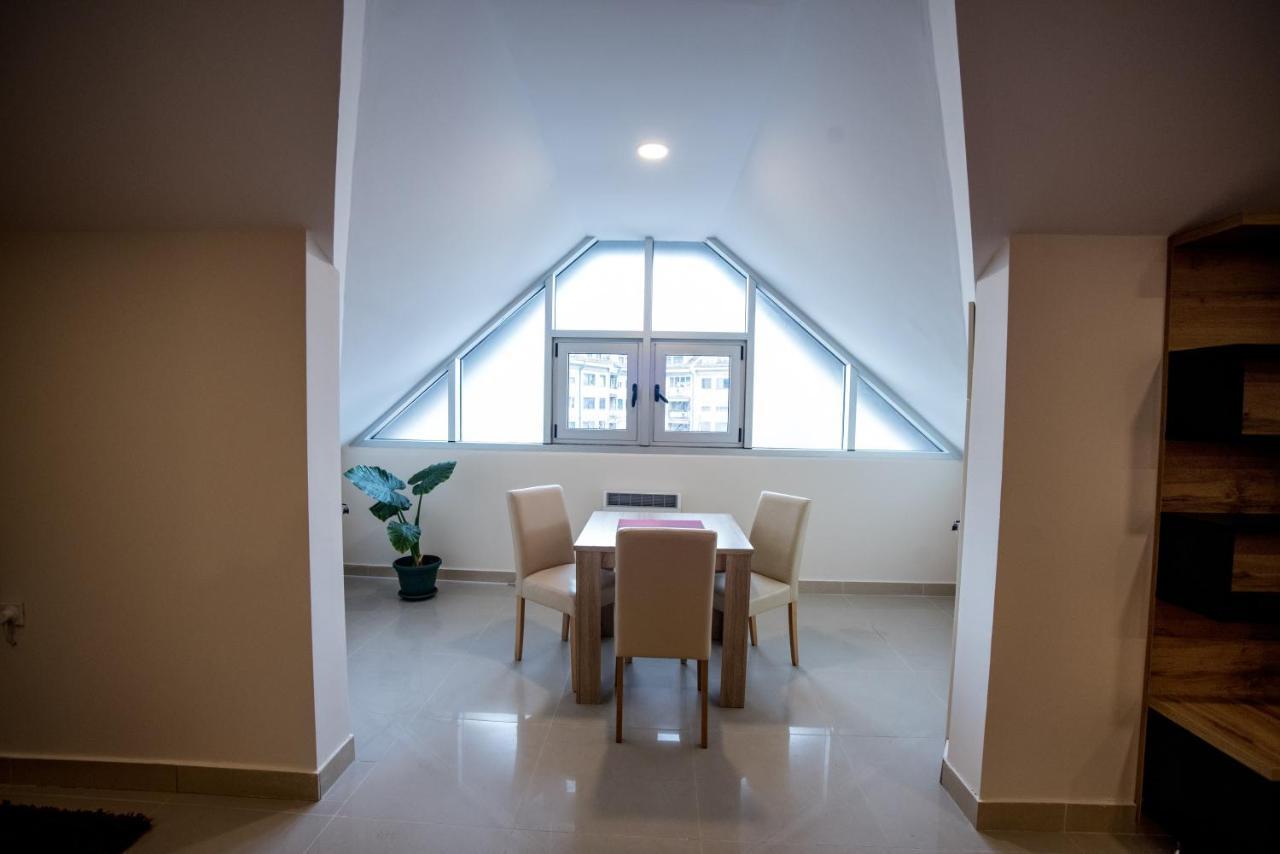 City Center Apartments Пирот Экстерьер фото